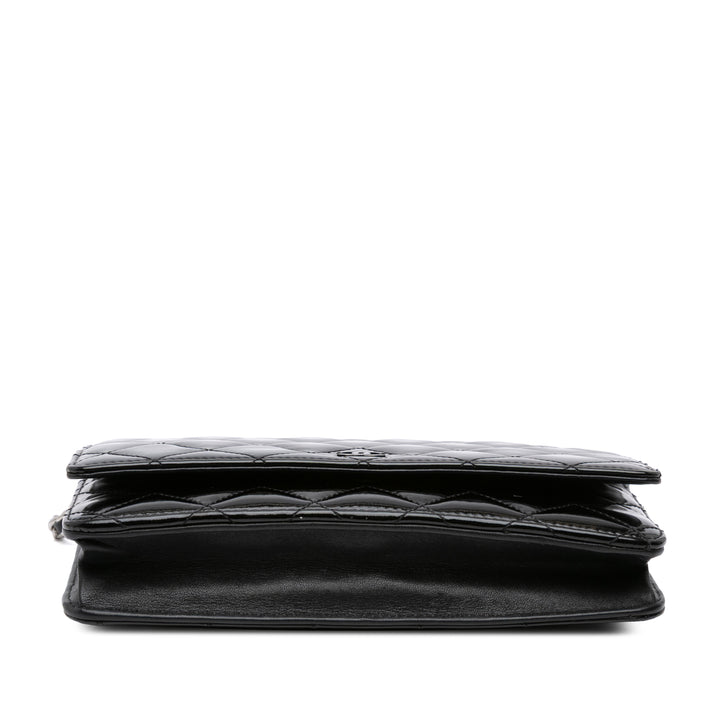 Chanel CC Matelassé Cuir verni Wallet on Chain