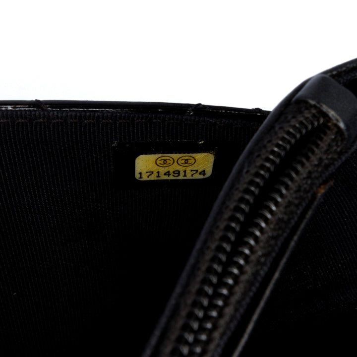 Chanel CC Matelassé Cuir verni Wallet on Chain