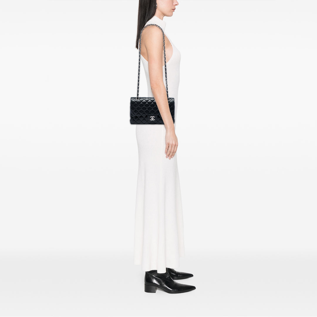Chanel Classic Double rabat Moyen Cuir d'agneau Noir – vue 5 – GABY PARIS