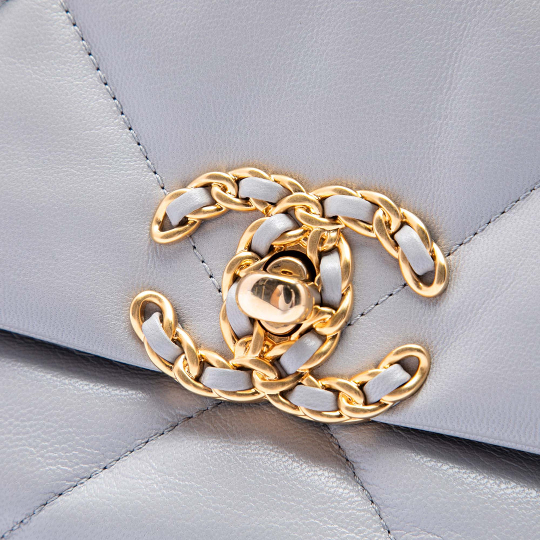 Chanel Medium Cuir d’agneau 19 à rabat