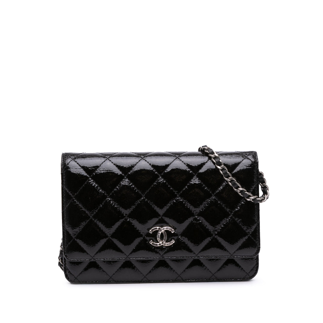 CC Quilted Patent Wallet On Chain Black - Gaby Paris
