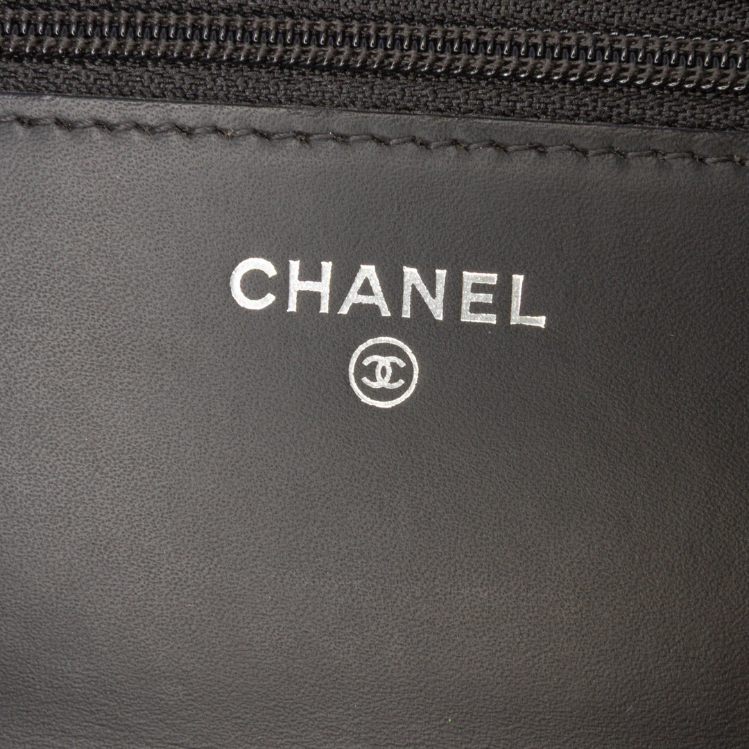 CC Quilted Patent Wallet On Chain Black - Gaby Paris