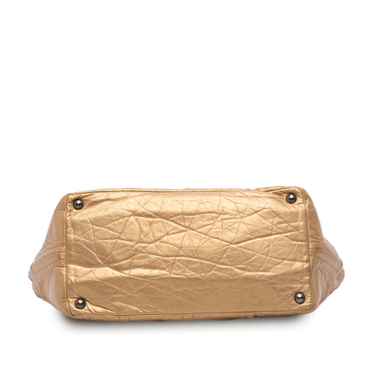 Chanel Distressed Cuir de veau Shopping In Moscow Cabas Doré