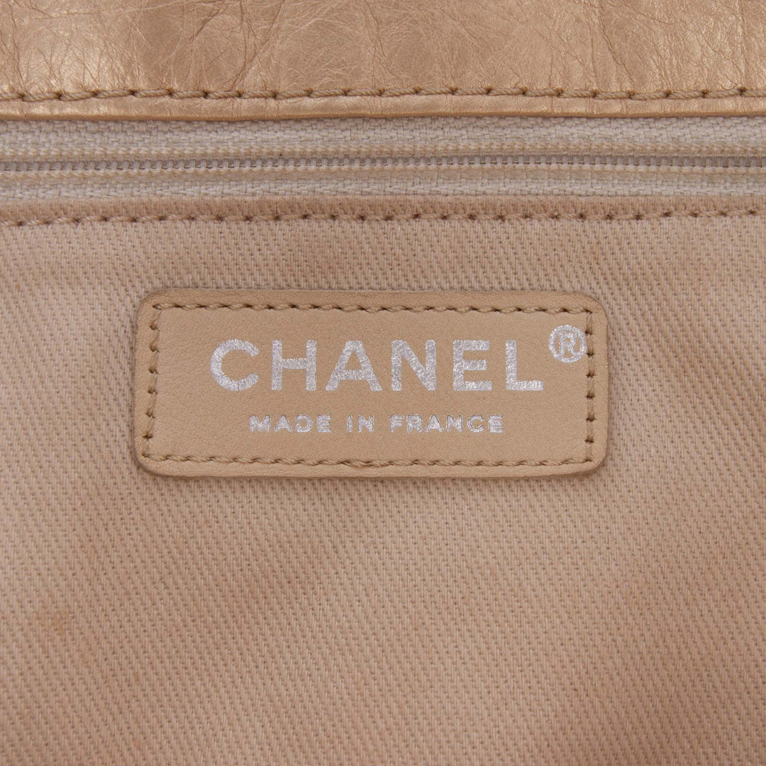 Chanel Distressed Cuir de veau Shopping In Moscow Cabas Doré