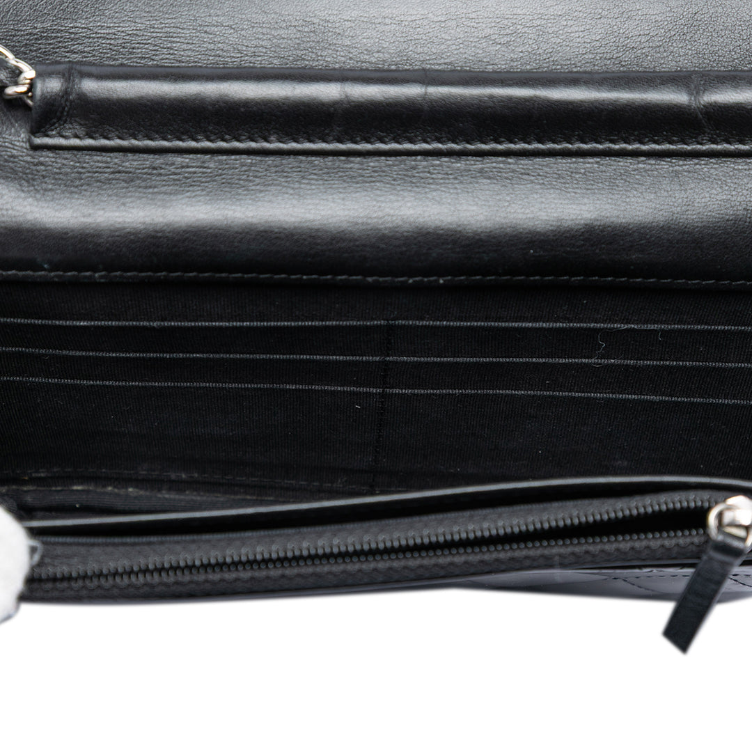 Chanel CC Matelassé Cuir verni Wallet on Chain