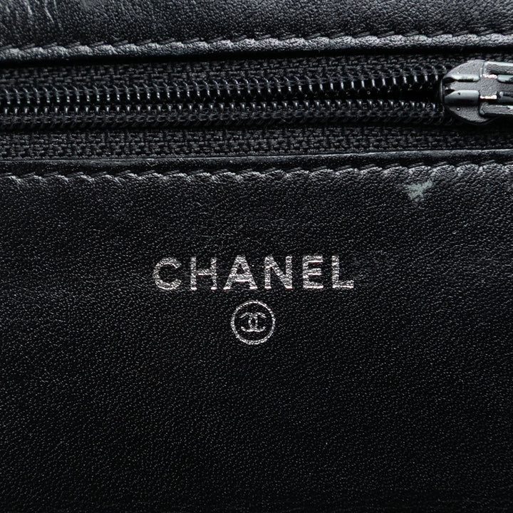 Chanel CC Matelassé Cuir verni Wallet on Chain
