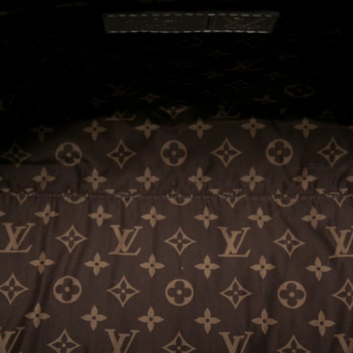 Louis Vuitton Sac à main Econyl Pillow Onthego Monogram GM Argenté – vue 4 – GABY PARIS