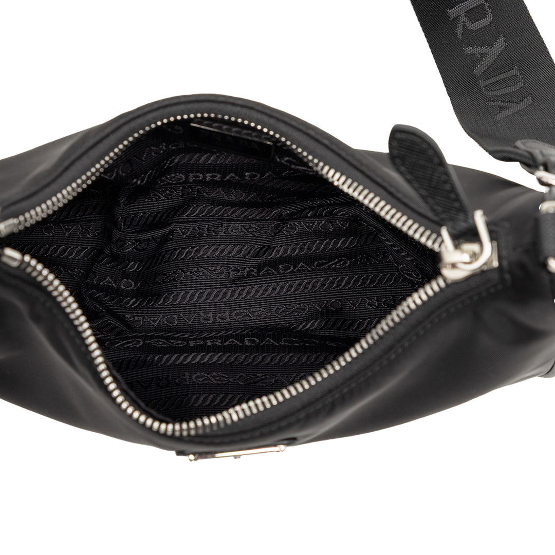Prada à finitions Re Edition 2005 Sac Mini Saffiano Noir