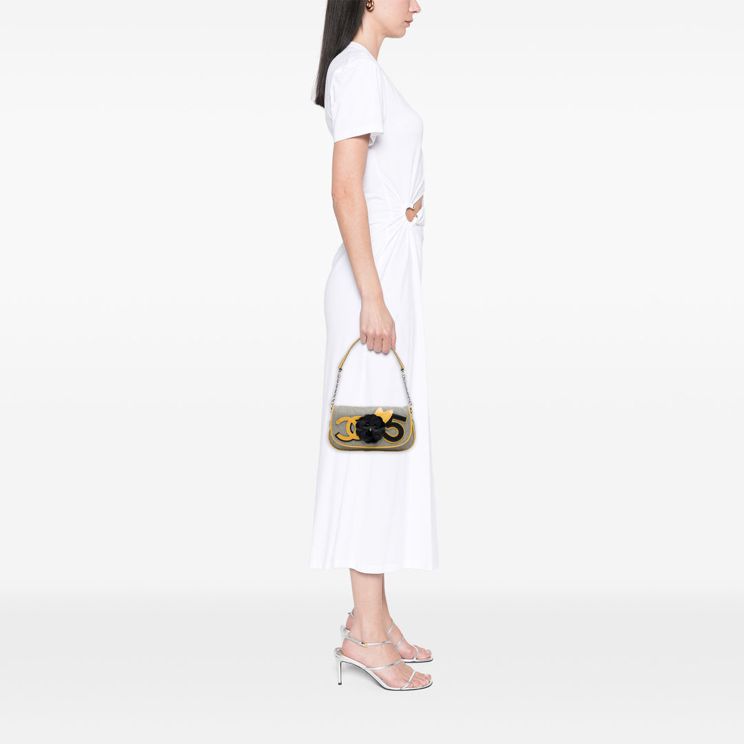 CC Camellia No. 5 Sac Gris