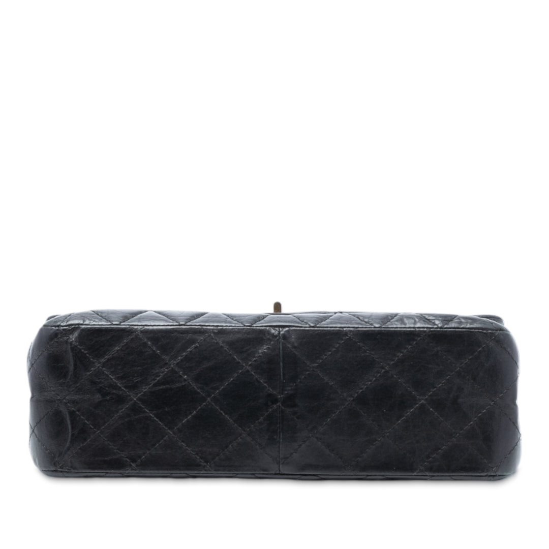 Chanel Reissue 2.55 vieilli Cuir de veau Double rabat 226 – GABY PARIS Authentique