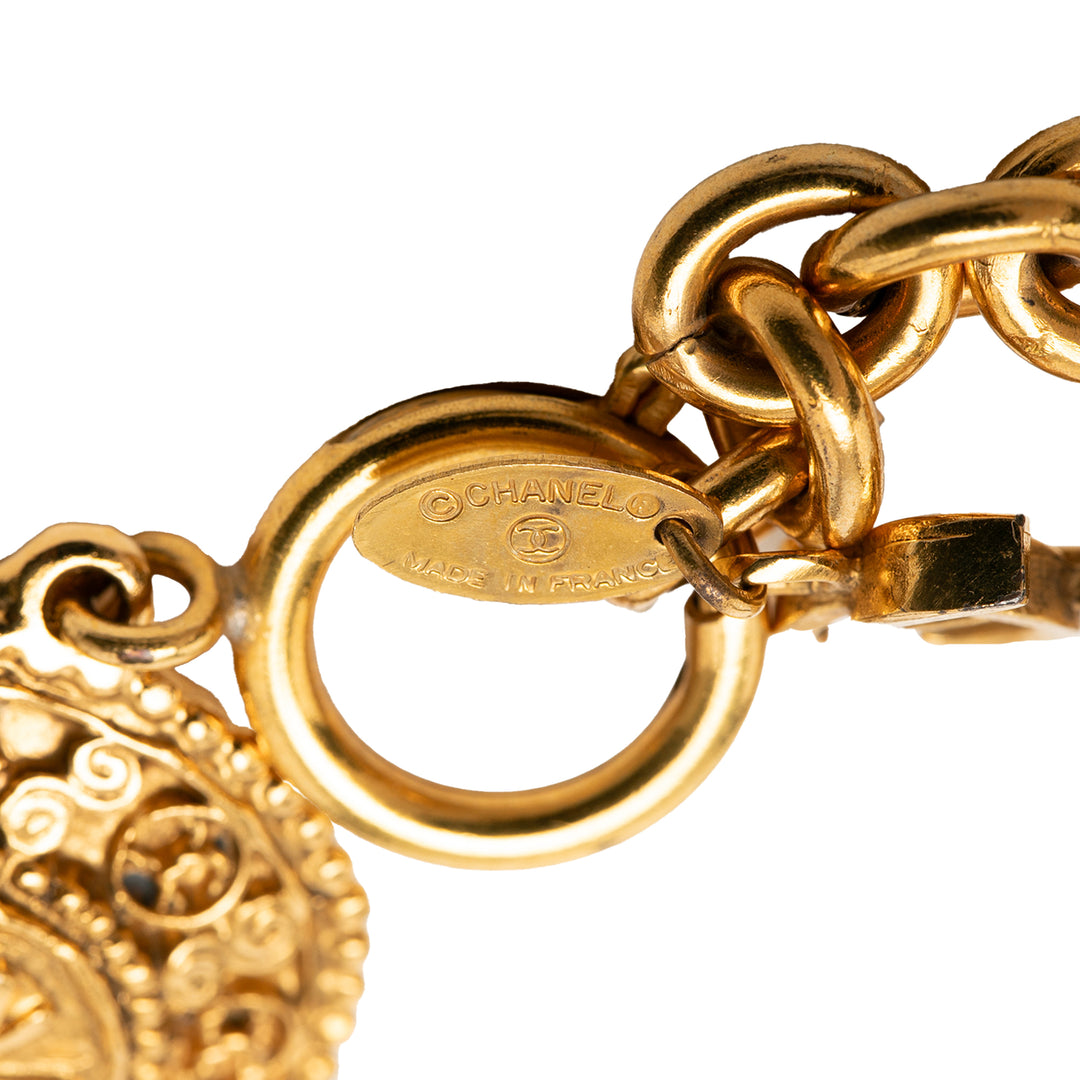 Chanel CC plaqué Medallion Link Bracelet