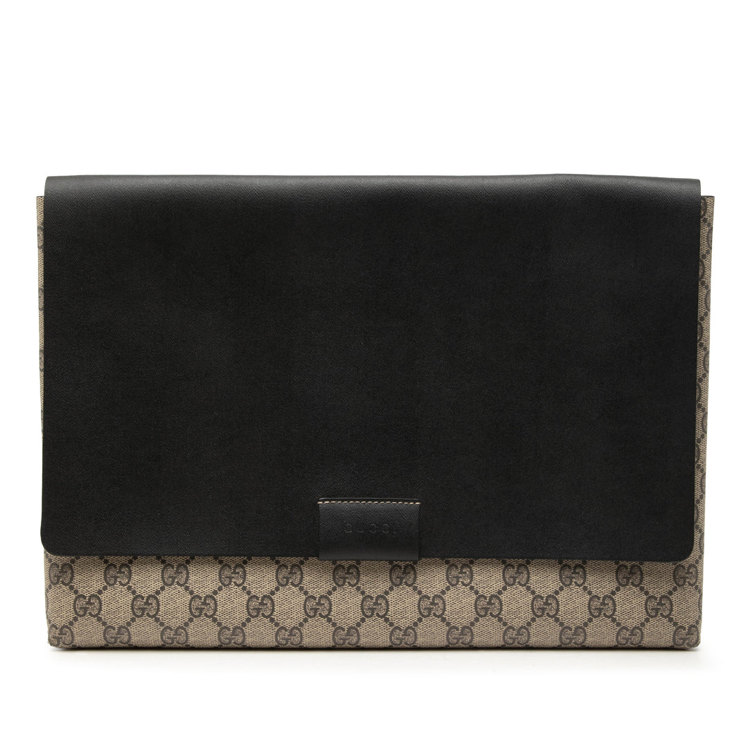 Gucci Pochette Grand Toile GG Supreme