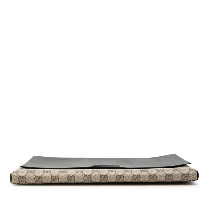 Gucci Pochette Grand Toile GG Supreme