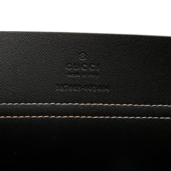 Gucci Pochette Grand Toile GG Supreme