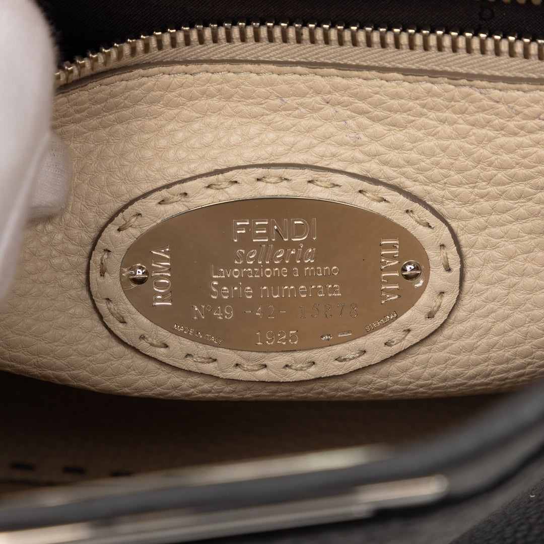 Fendi Medium Cuir de veau Peekaboo Iconic Sac