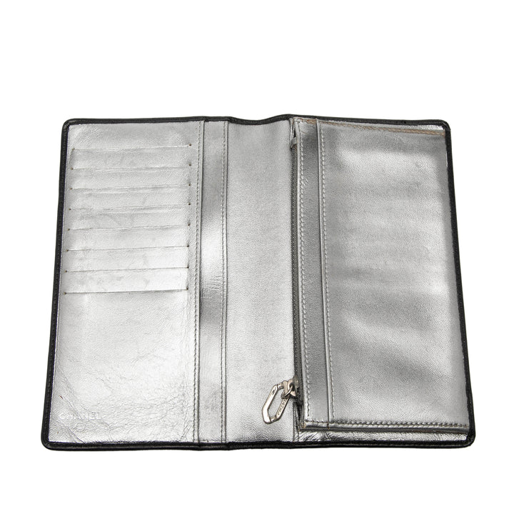 Chanel Cuir d’agneau Vertical Matelassé Mademoiselle Yen Portefeuille