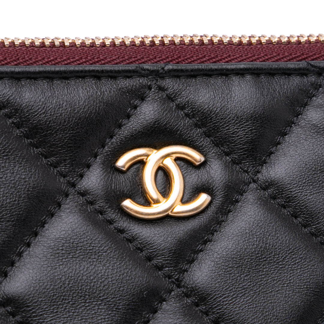 Large Quilted Lambskin O Case Clutch Black - Gaby Paris