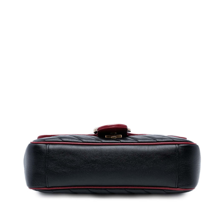 Gucci Medium GG Marmont Matelasse Diagonal Cuir Torchon Sac bandoulière