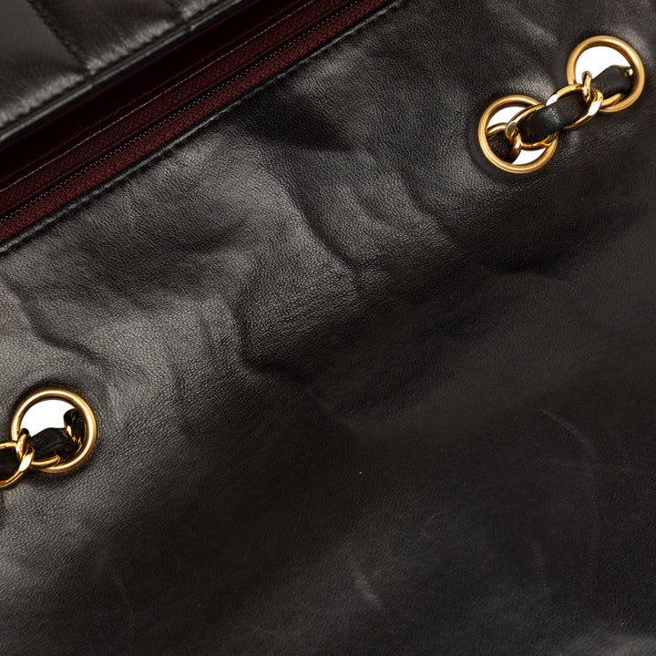 Chevron Enveloppe à rabat Petit Cuir d'agneau Noir