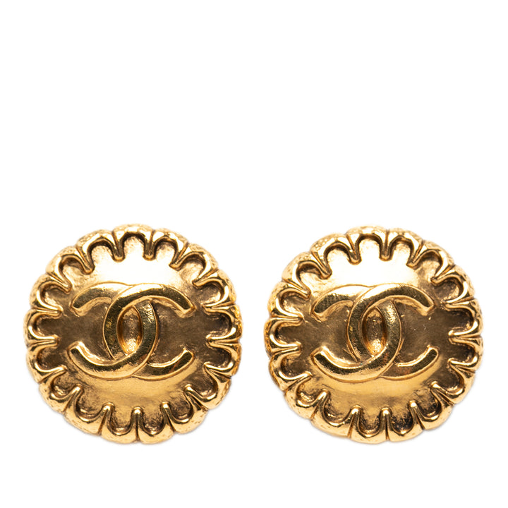Chanel CC plaqué Rond Clip On Boucles d’oreilles – GABY PARIS Authentique