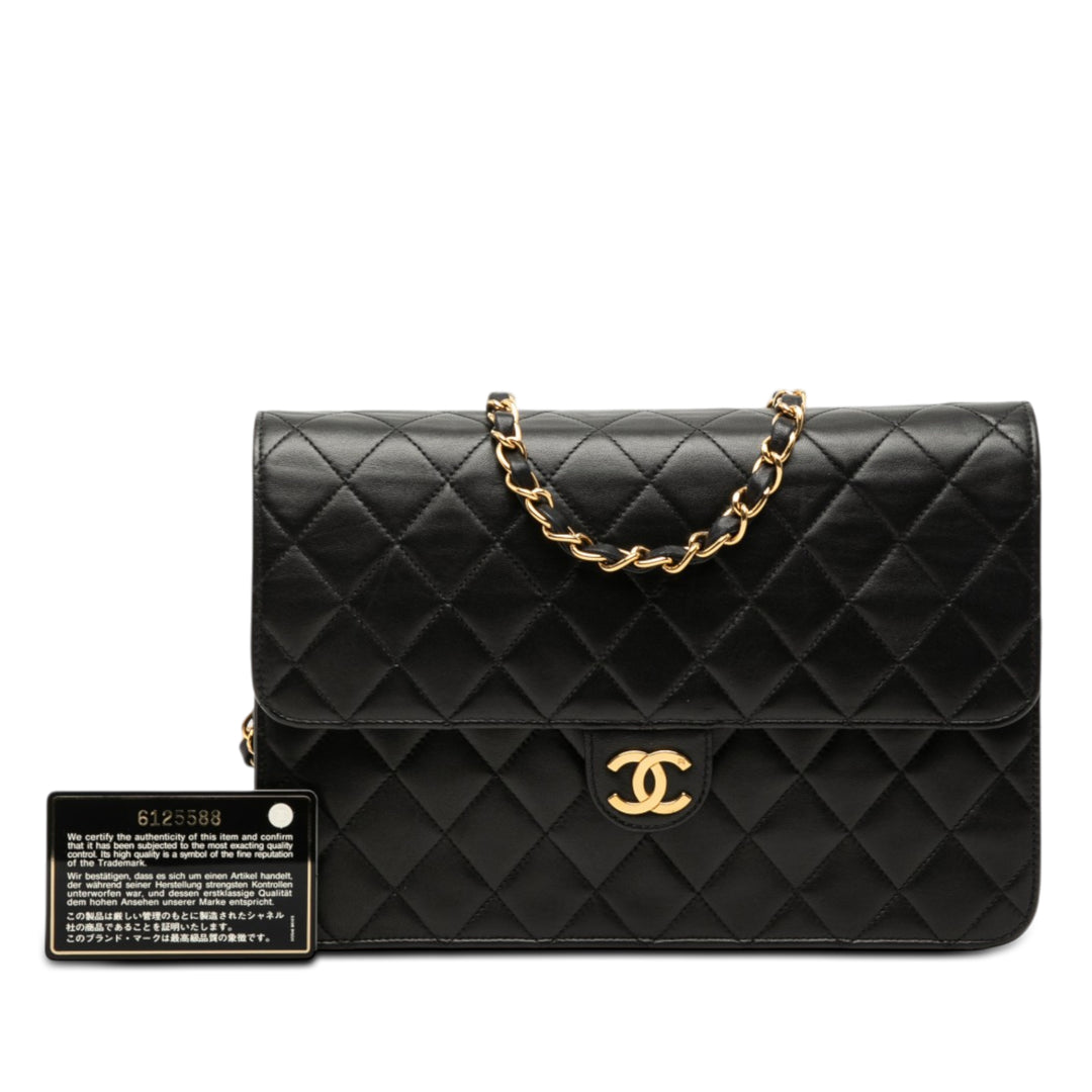 Chanel Medium CC Matelassé Cuir d’agneau Simple rabat