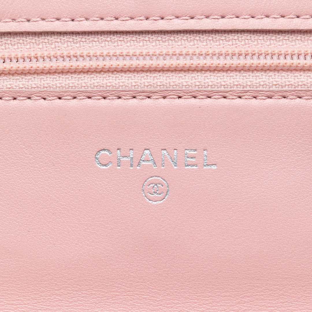 Chanel CC Caviar Wallet on Chain
