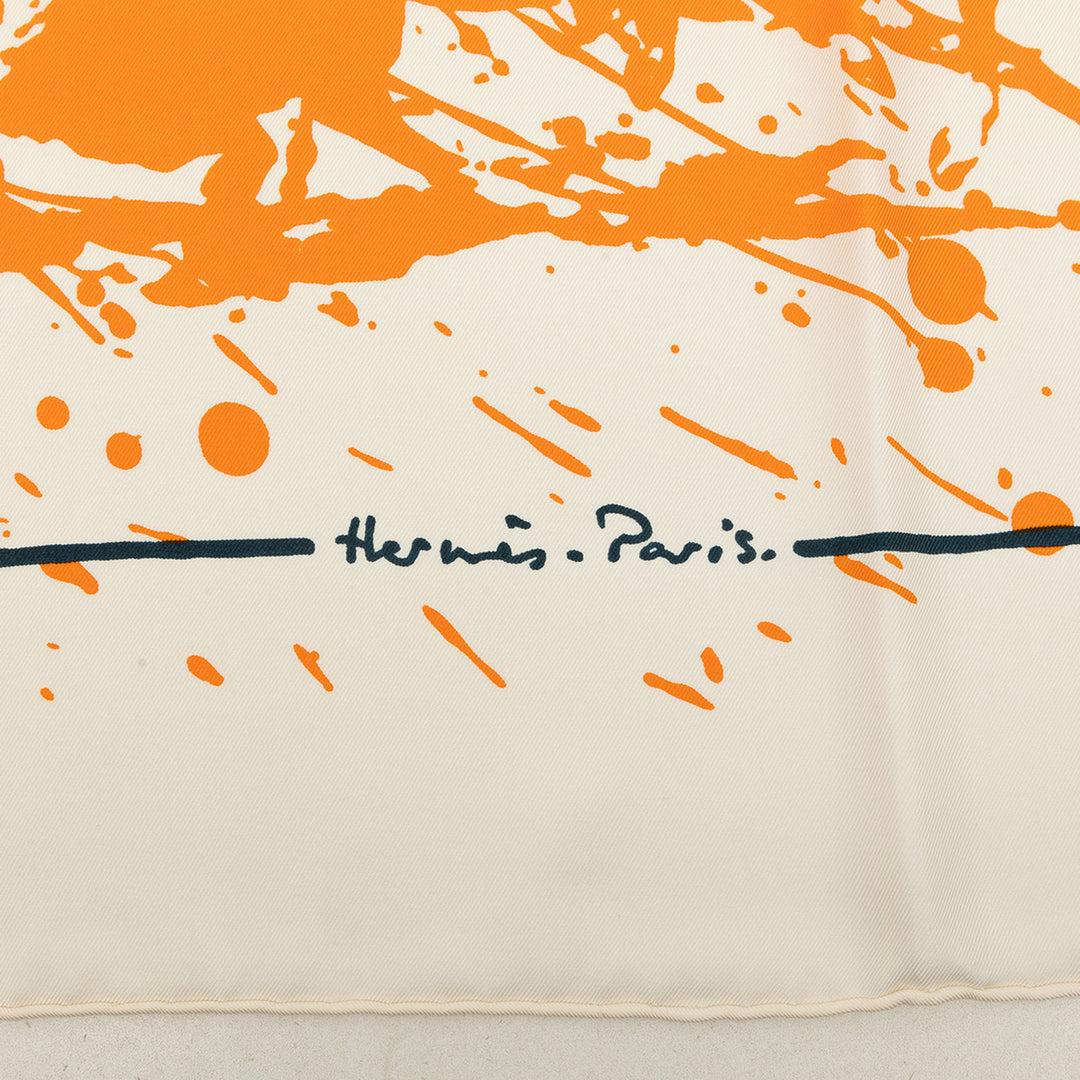 Hermès Carré Cheval Surprise 90 Orange – vue 5 – GABY PARIS