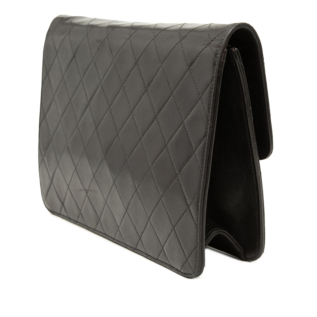 Chanel Medium CC Matelassé Cuir d’agneau Simple rabat