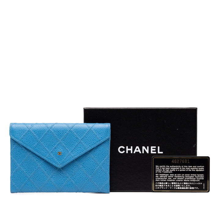 Chanel CC Matelassé Enveloppe Portefeuille Cuir caviar Bleu – vue 7 – GABY PARIS