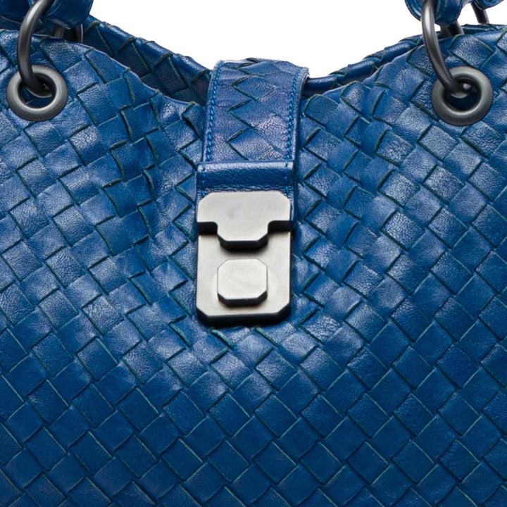 Bottega Veneta Cabas Intrecciato Capri nappa Moyen Bleu – vue 5 – GABY PARIS