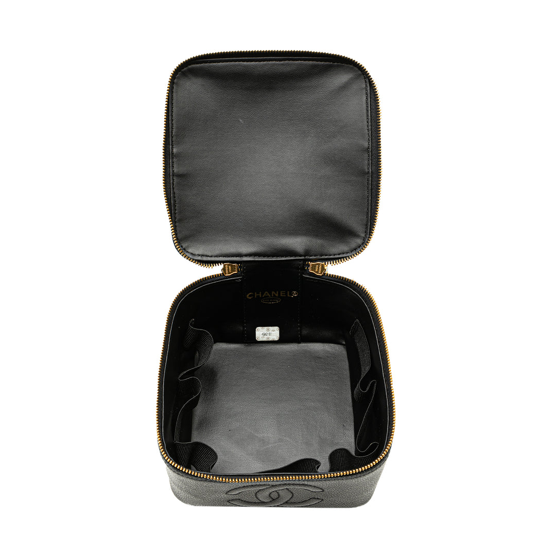 CC Caviar Vanity Case Black - Gaby Paris