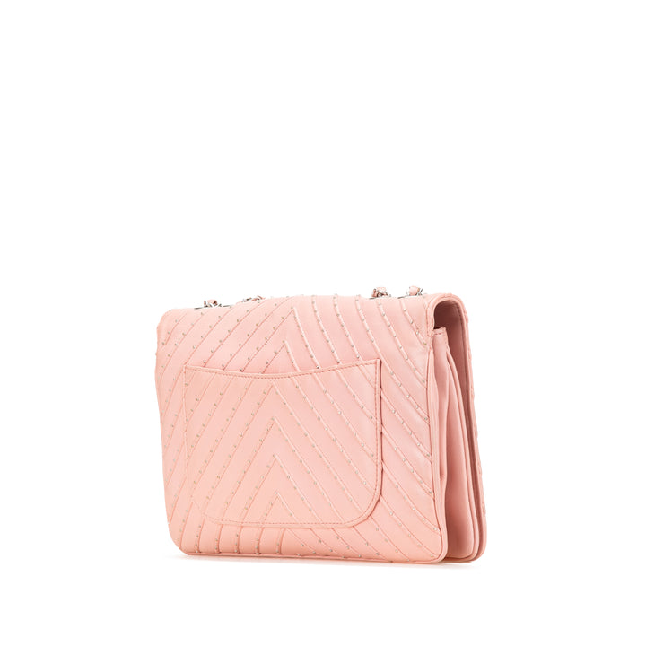 Chanel Chevron clouté Rabat intégral Cuir de veau