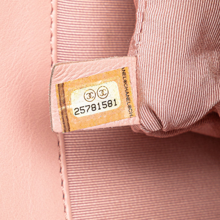 Chanel Chevron clouté Rabat intégral Cuir de veau