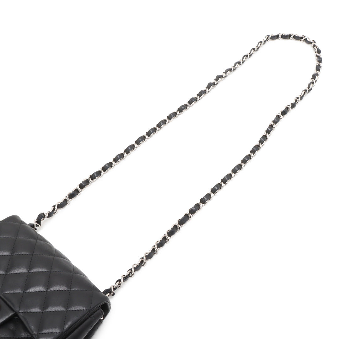 Chanel Mini Square Classic Cuir d’agneau Simple rabat