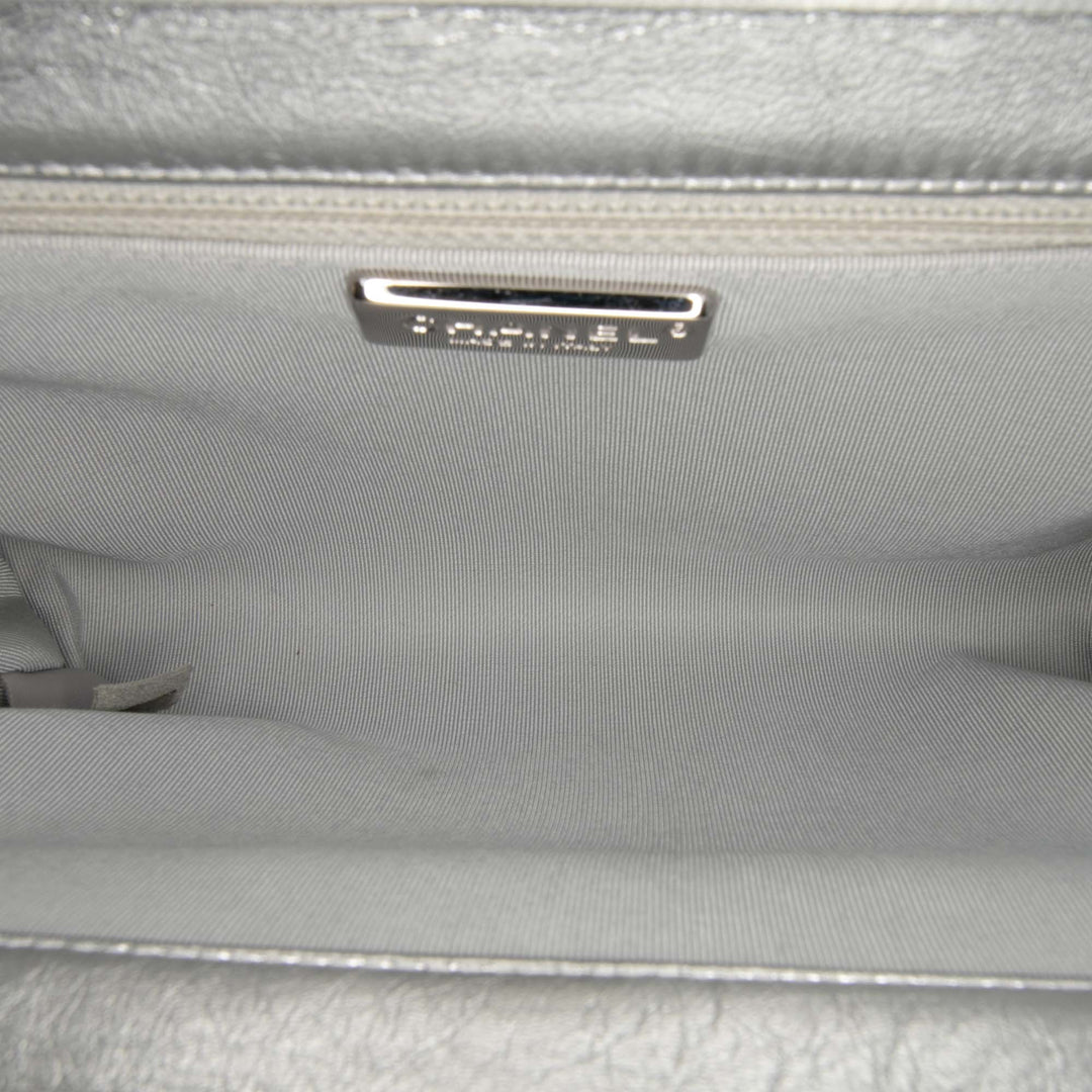 Quilted Metallic Crumpled Lambskin In The Loop Clutch Silver - Gaby Paris