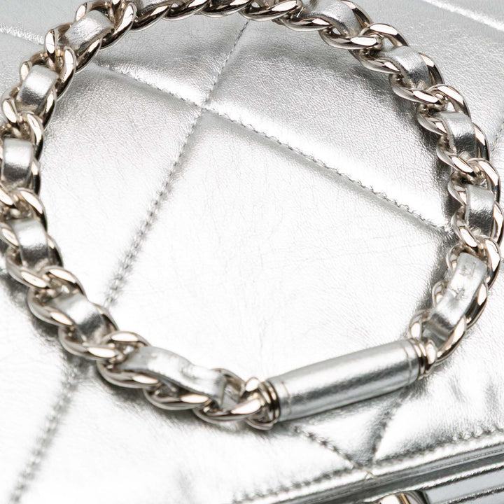 Quilted Metallic Crumpled Lambskin In The Loop Clutch Silver - Gaby Paris