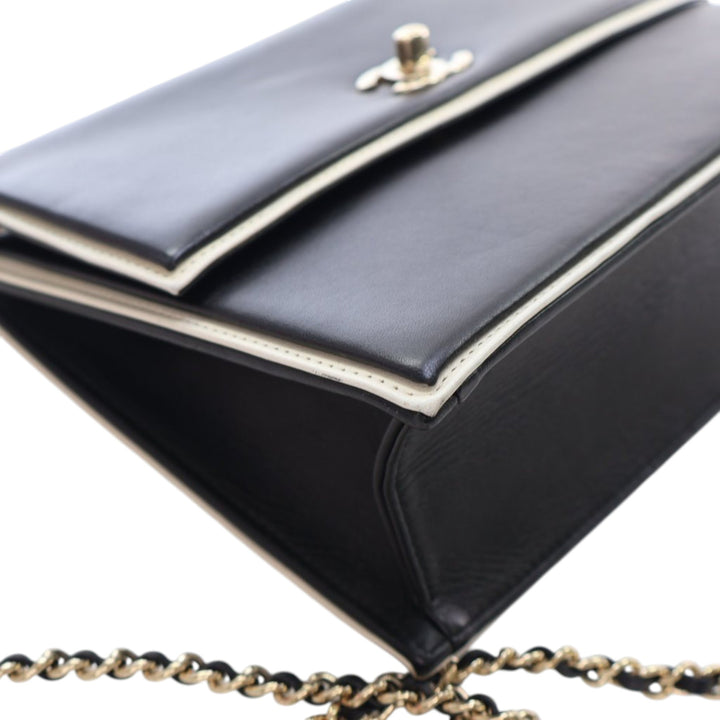 Chanel CC Bicolor Cuir de veau Square Frame à rabat