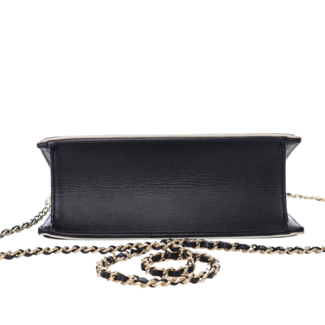 Chanel CC Bicolor Cuir de veau Square Frame à rabat