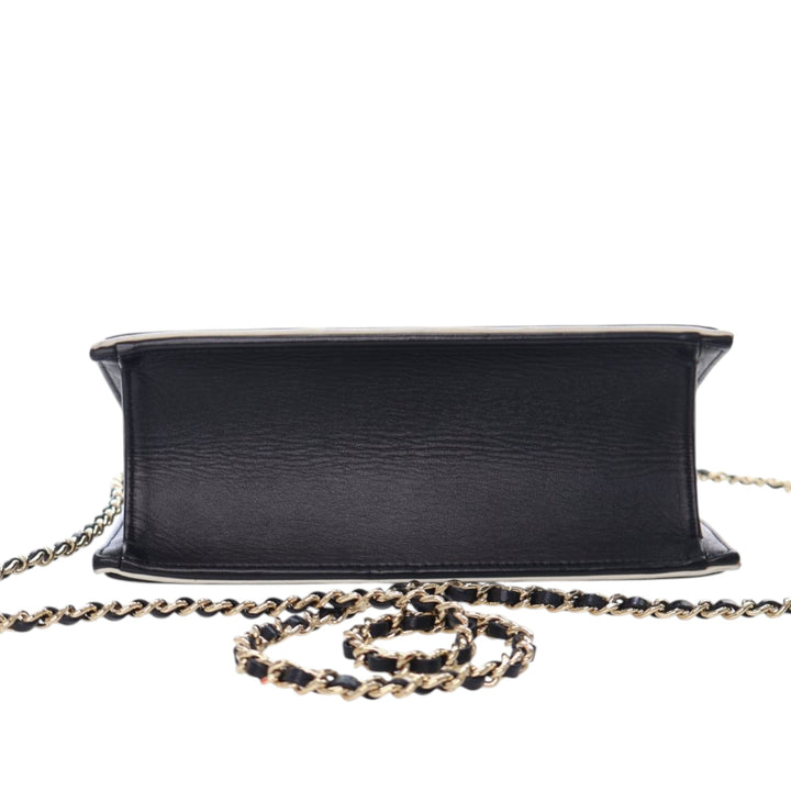 Chanel CC Bicolor Cuir de veau Square Frame à rabat