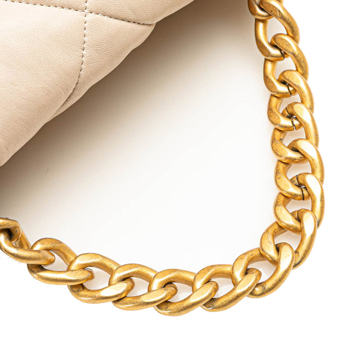 Chanel 19 à rabat Grand Cuir d'agneau