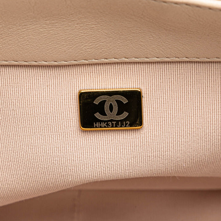 Chanel 19 à rabat Grand Cuir d'agneau