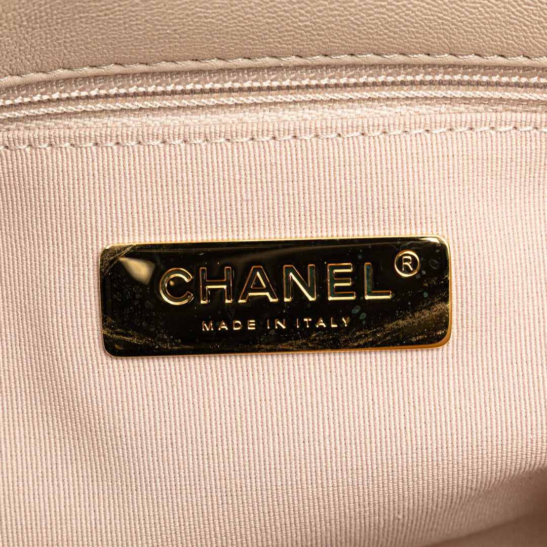 Chanel 19 à rabat Grand Cuir d'agneau