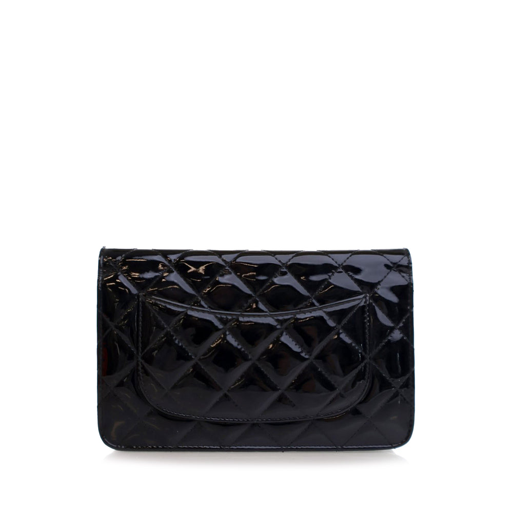 CC Quilted Patent Wallet On Chain Black - Gaby Paris