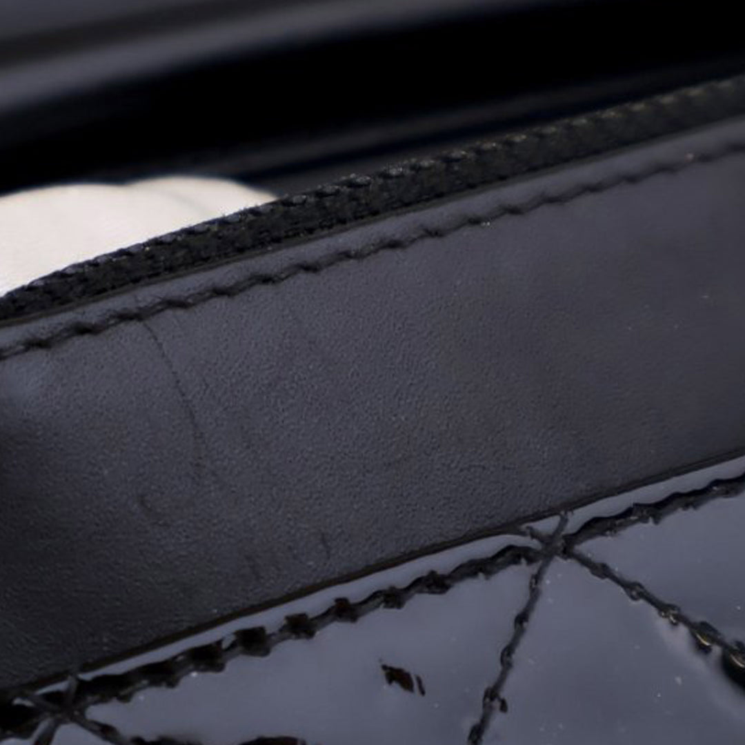 CC Quilted Patent Wallet On Chain Black - Gaby Paris