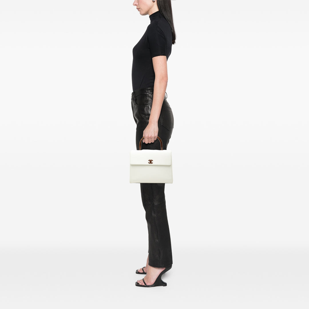 Chanel Sac à main CC Kelly Wood à Cuir caviar Blanc – vue 6 – GABY PARIS