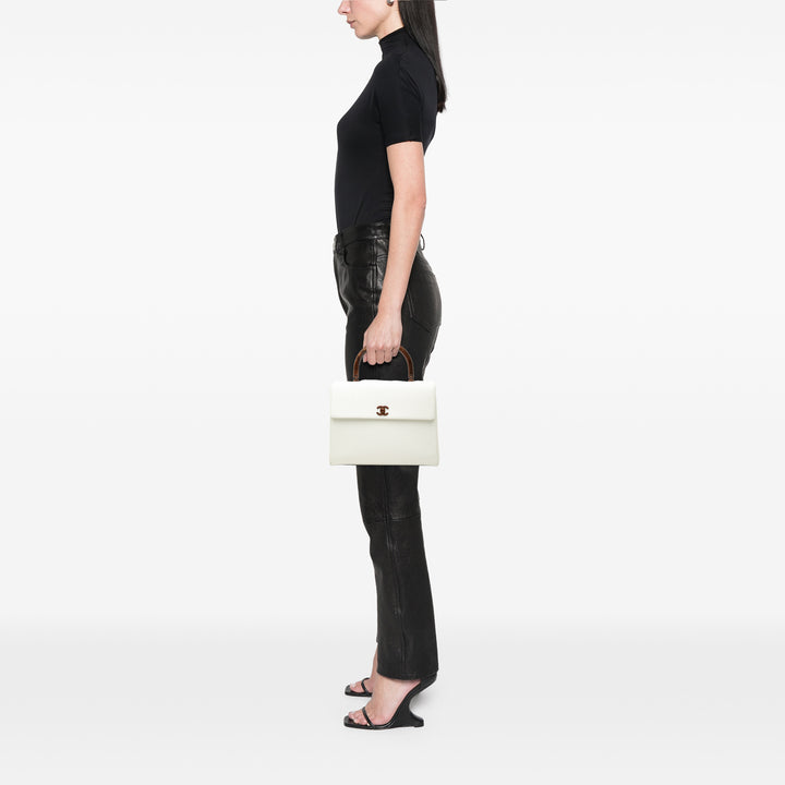 Chanel Sac à main CC Kelly Wood à Cuir caviar Blanc – vue 6 – GABY PARIS