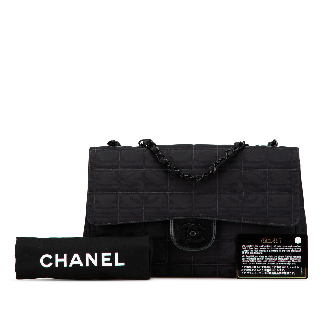 Chanel New Travel Line Medium Nylon Simple rabat Noir
