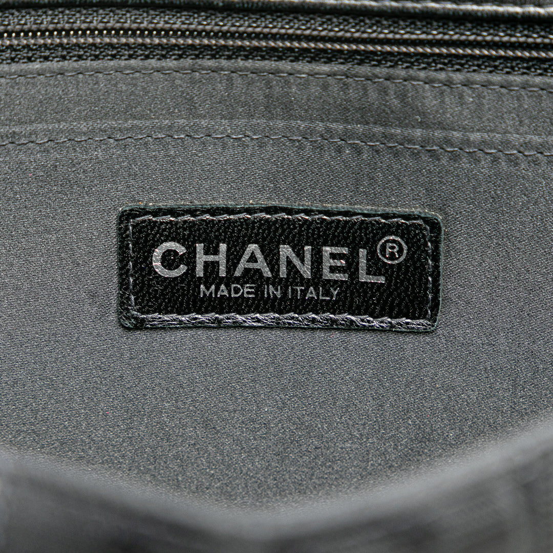 Chanel New Travel Line Medium Nylon Simple rabat Noir