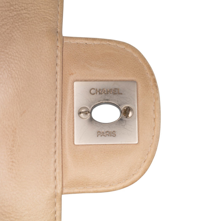 Chanel New Travel Line Nylon East West Flap Marron – GABY PARIS Authentique