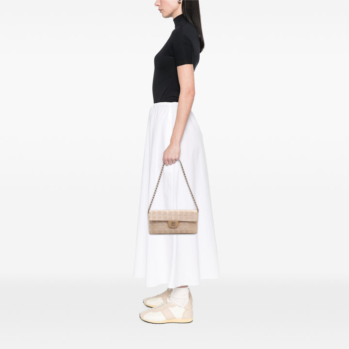 Chanel New Travel Line Nylon East West Flap Marron – GABY PARIS Authentique